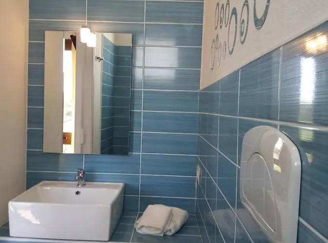 Briosa Nocleg ze śniadaniem 3*